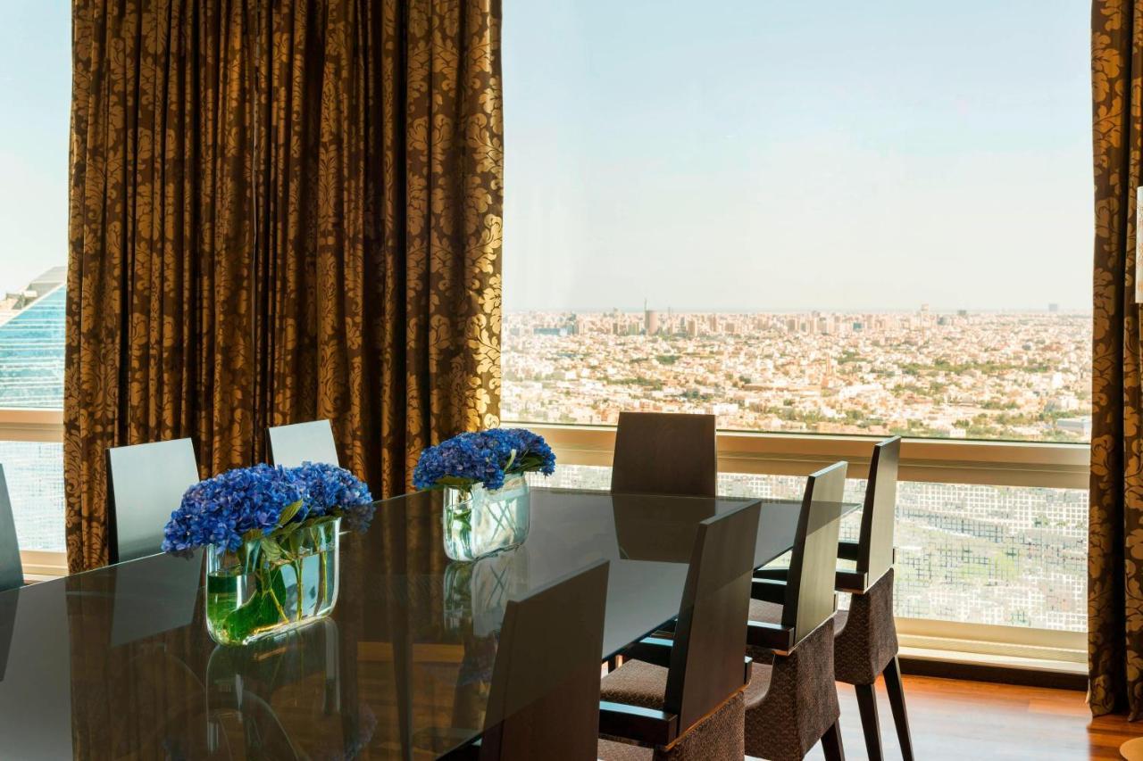 Four Points By Sheraton Kuwait Kuwait City Exterior photo