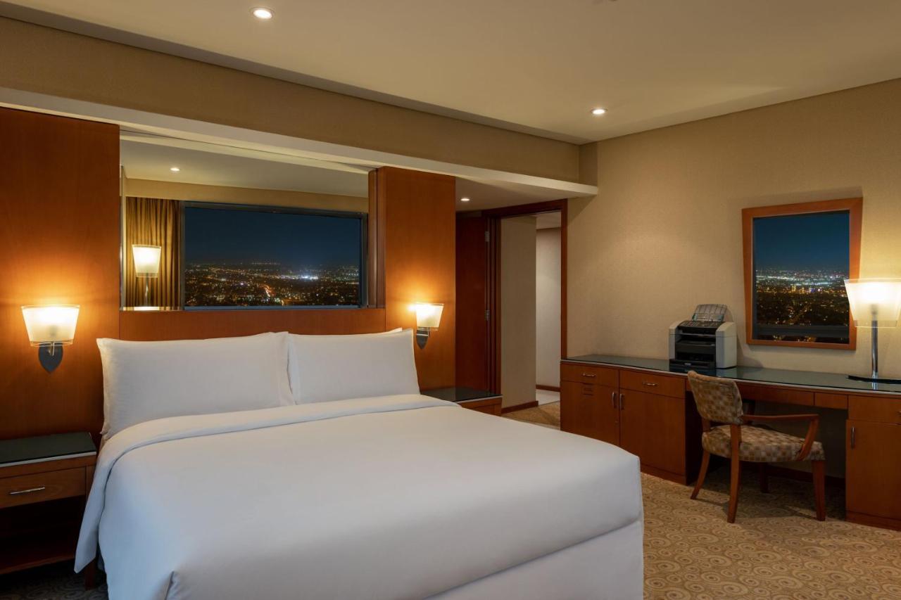 Four Points By Sheraton Kuwait Kuwait City Exterior photo